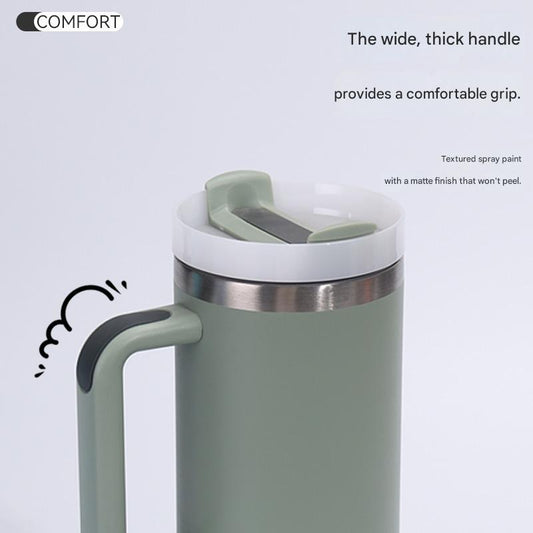 40-ounce insulated water bottle made of stainless steel with a straw handle