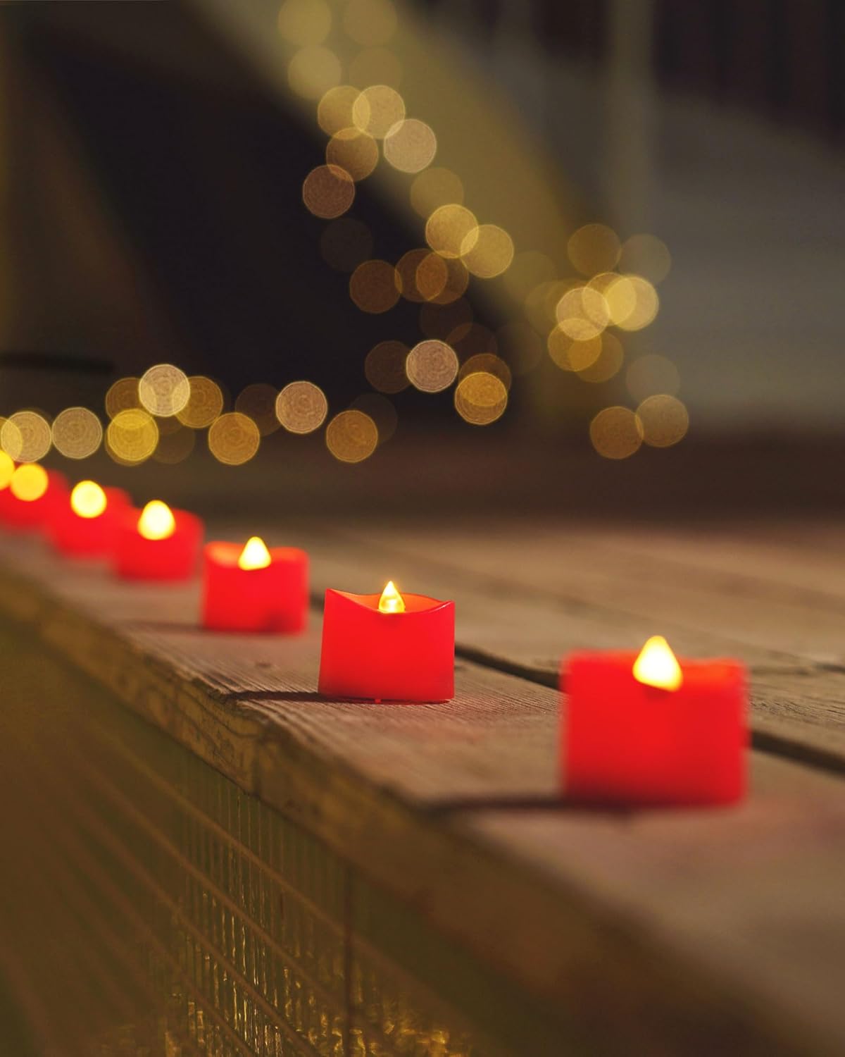 24 flickering flameless candles, simulated LED tea candles, suitable for various festival and event venues.