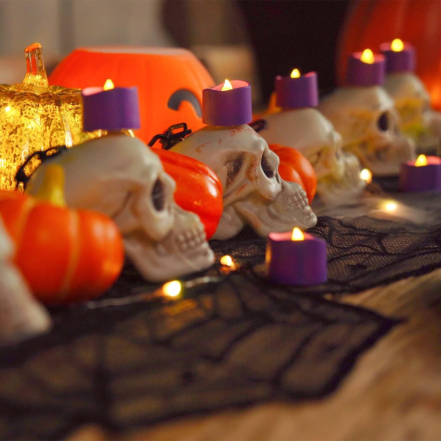 24 flickering flameless candles, simulated LED tea candles, suitable for various festival and event venues.