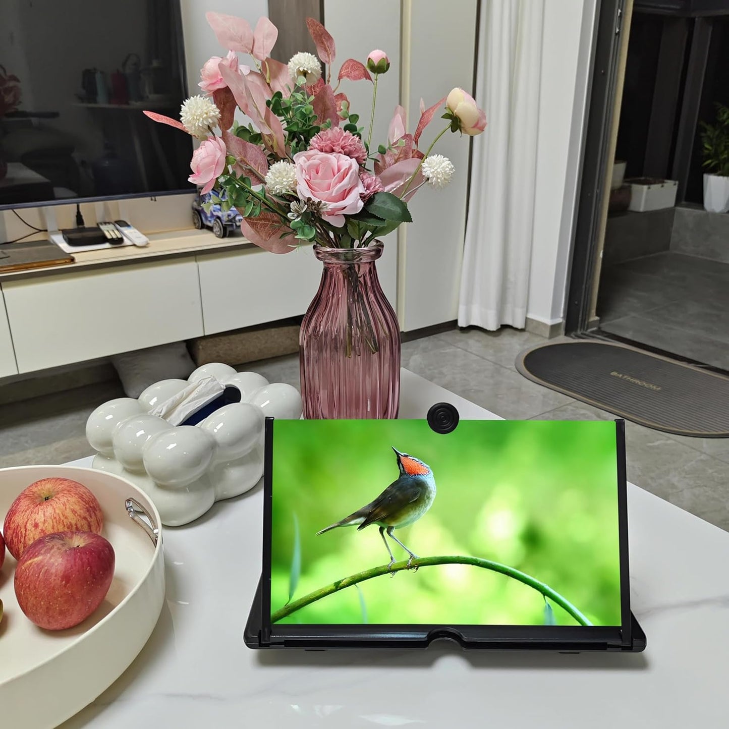 12-inch mobile screen magnifier compatible with all smartphones